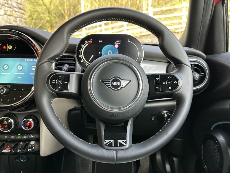 Used MINI Hatch 2023 for sale - 78028137: Photo 5