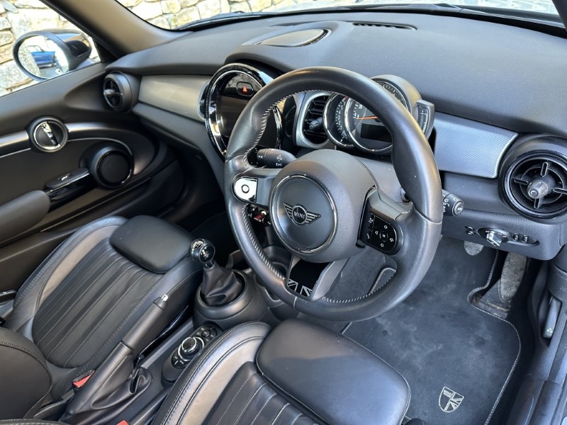 Used MINI Hatch 2022 for sale - 77151643: Photo 6