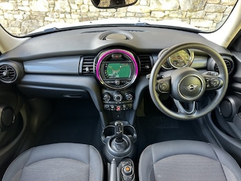 Used MINI Hatch 2018 for sale - 78226283: Photo