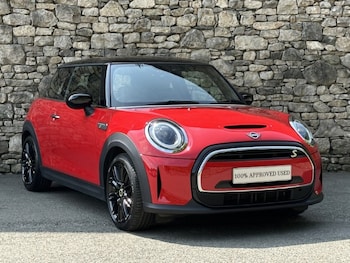Used MINI Hatch 2023 for sale - 79251632: Photo