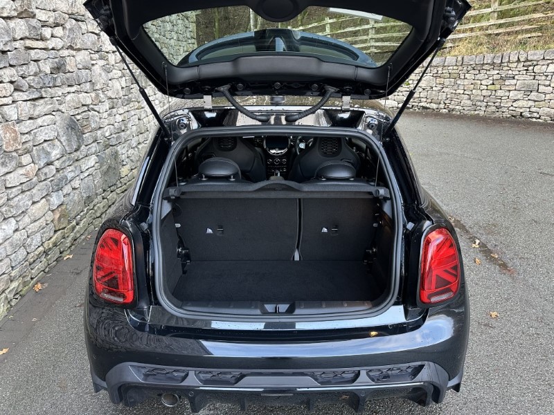 Used MINI Hatch 2023 for sale - 76982478: Photo 13