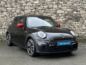 Used MINI Hatch 2023 for sale - 76982478: Photo
