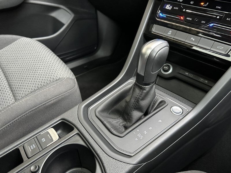 Used Volkswagen Touran 2024 for sale - 77616213: Photo 12