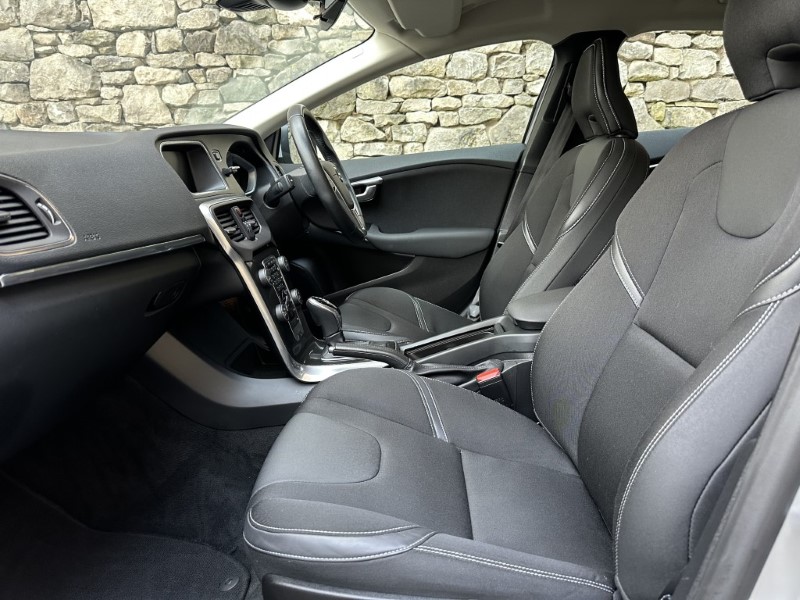 Used Volvo V40 2018 for sale - 77033019: Photo 25