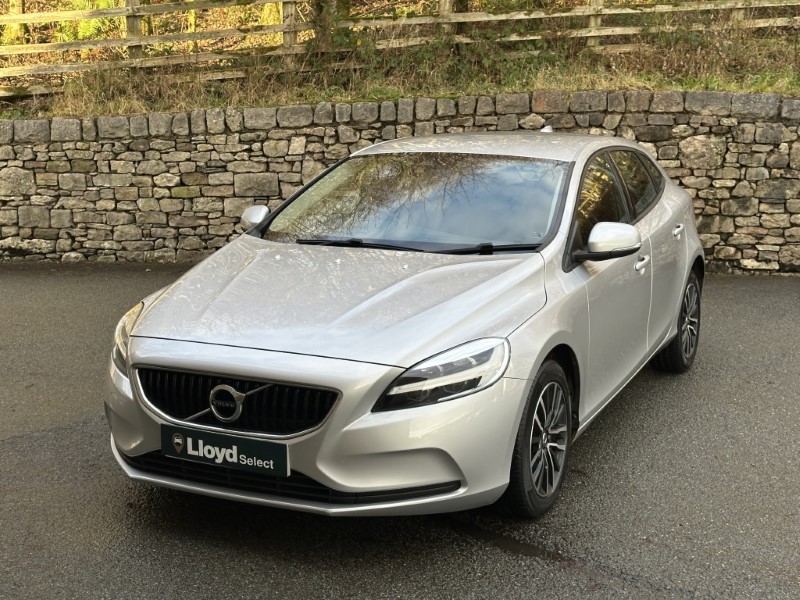 Used Volvo V40 2018 for sale - 77033019: Photo 30