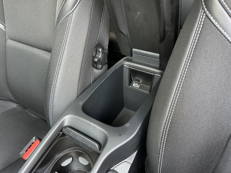 Used Volvo V40 2018 for sale - 77033019: Photo 33