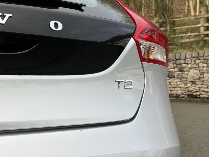 Used Volvo V40 2018 for sale - 77033019: Photo 36