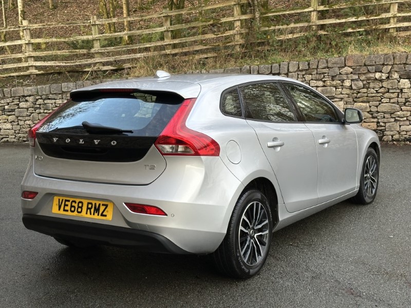 Used Volvo V40 2018 for sale - 77033019: Photo 45