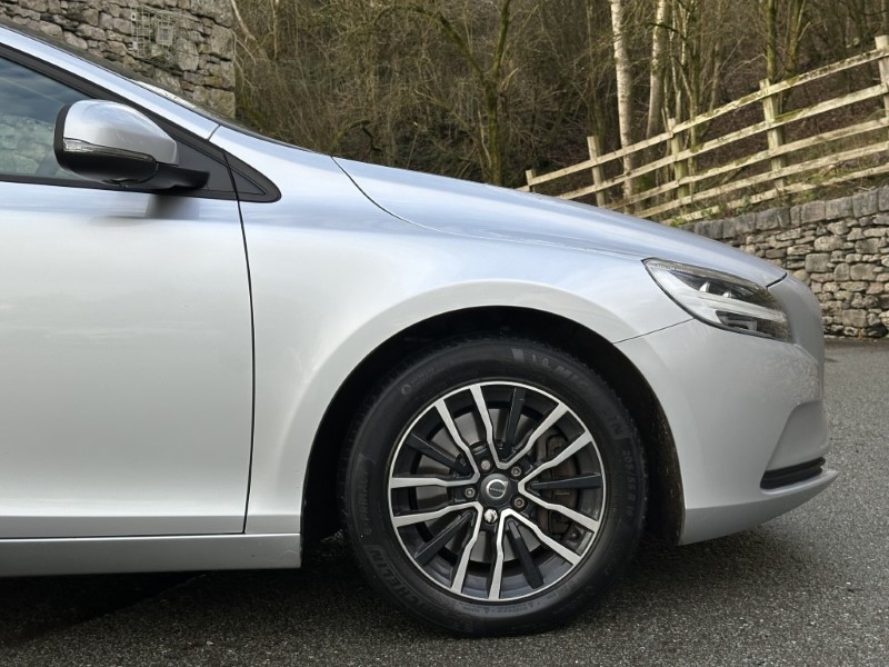 Used Volvo V40 2018 for sale - 77033019: Photo 46