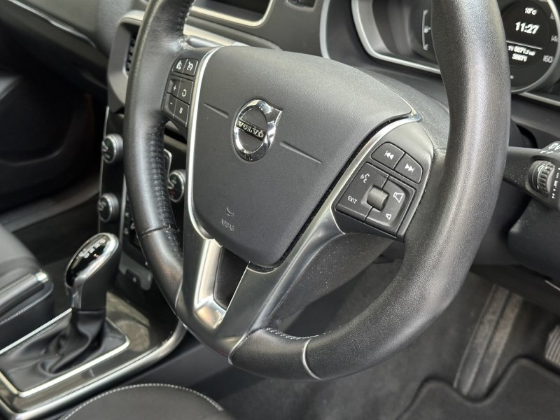 Used Volvo V40 2018 for sale - 77033019: Photo 51