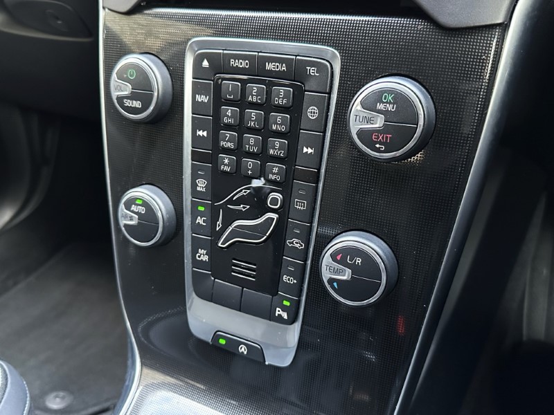 Used Volvo V40 2018 for sale - 77033019: Photo 54