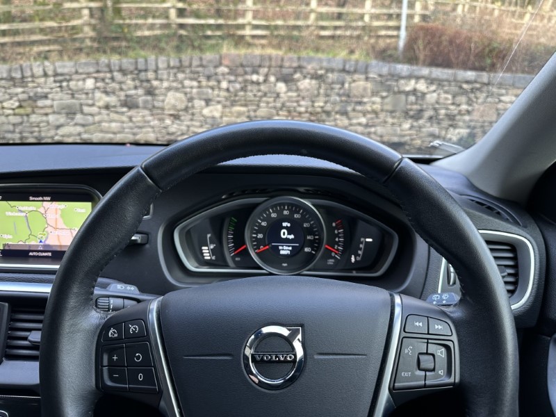 Used Volvo V40 2018 for sale - 77033019: Photo 56