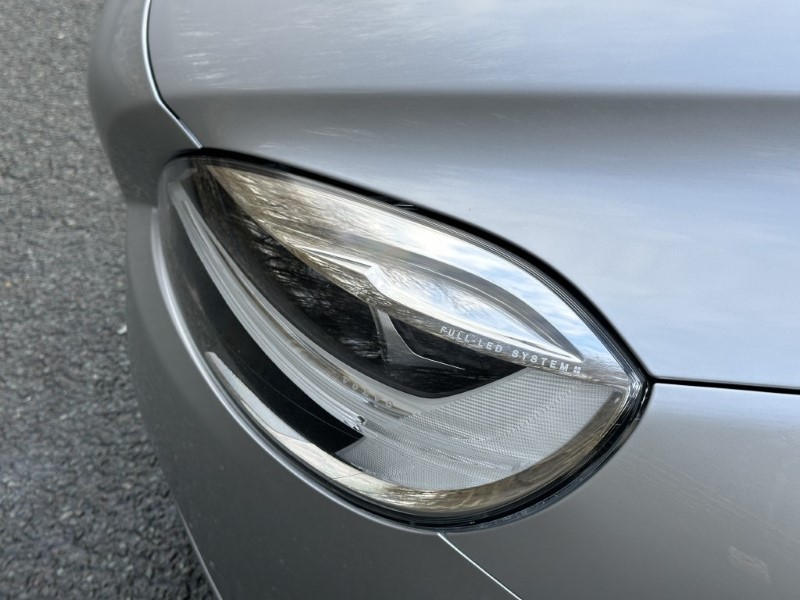 Used Volvo V40 2018 for sale - 77033019: Photo 64