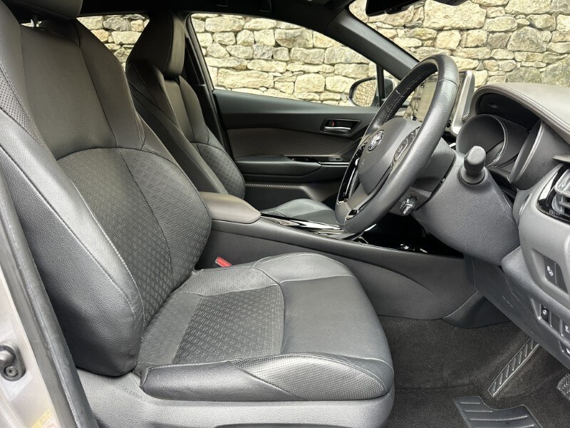 Used Toyota C-HR 2020 for sale - 77607066: Photo 13