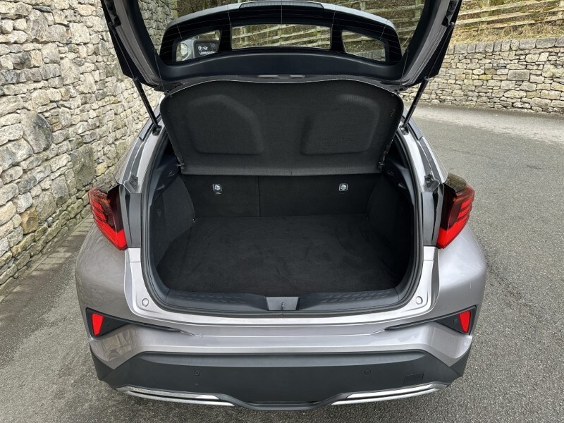 Used Toyota C-HR 2020 for sale - 77607066: Photo 15