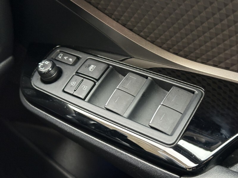 Used Toyota C-HR 2020 for sale - 77607066: Photo 57