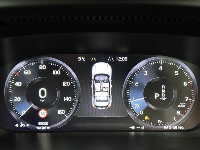 Used Volvo XC40 2020 for sale - 77310642: Photo 10