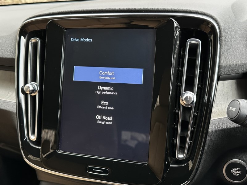 Used Volvo XC40 2020 for sale - 77310642: Photo 23