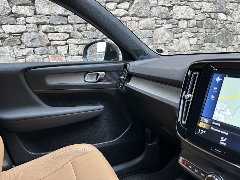 Used Volvo XC40 2020 for sale - 77310642: Photo 54