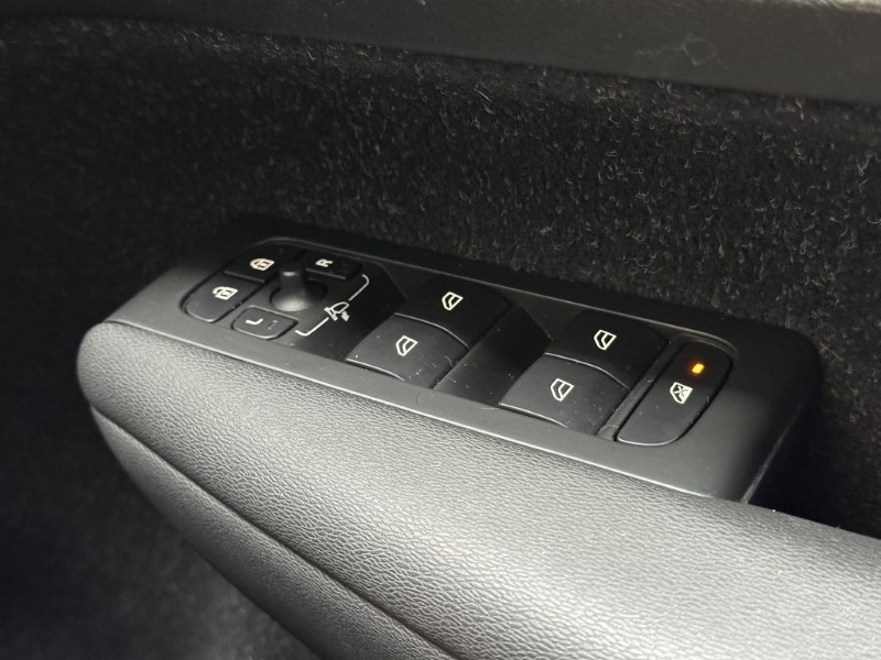 Used Volvo XC40 2020 for sale - 77310642: Photo 59