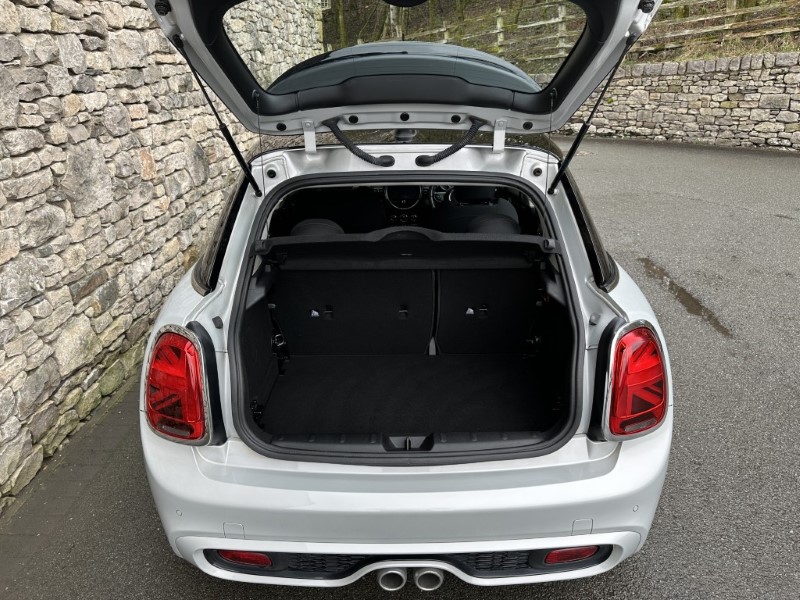 Used MINI Hatch 2019 for sale - 77918099: Photo 13