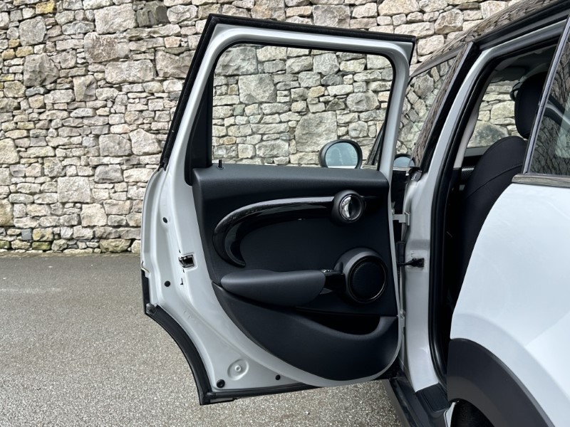 Used MINI Hatch 2019 for sale - 77918099: Photo 37