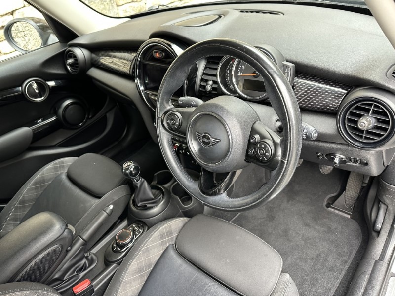 Used MINI Hatch 2019 for sale - 77918099: Photo 6