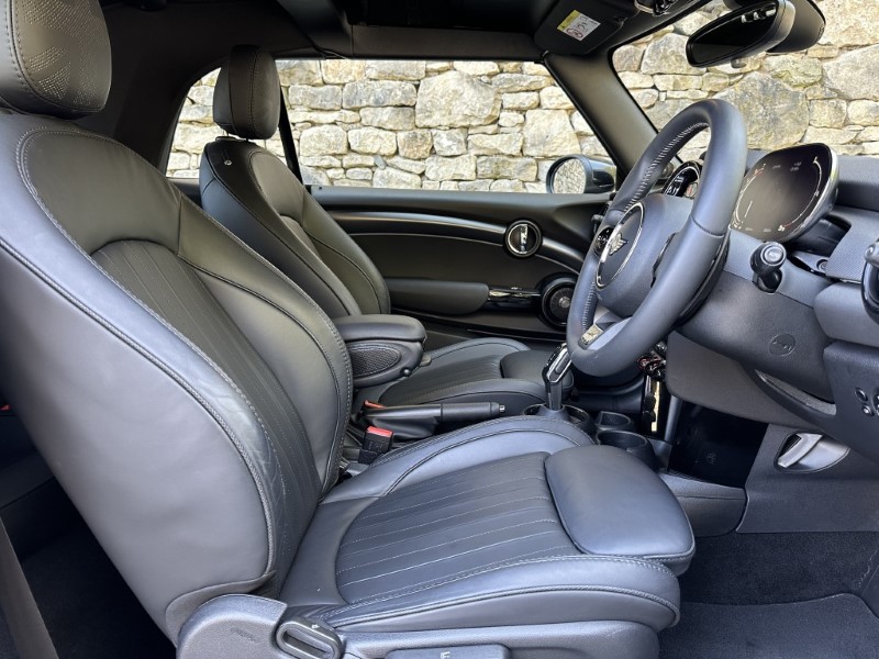 Used MINI Convertible 2023 for sale - 78179950: Photo 11