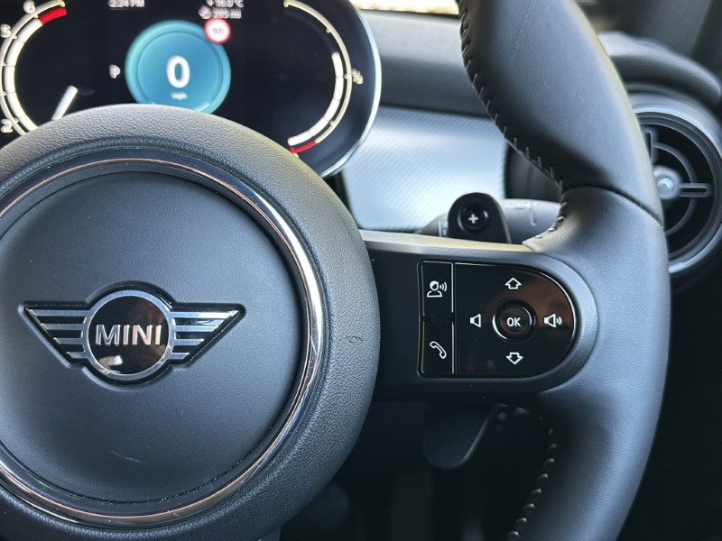 Used MINI Convertible 2023 for sale - 78179950: Photo 18