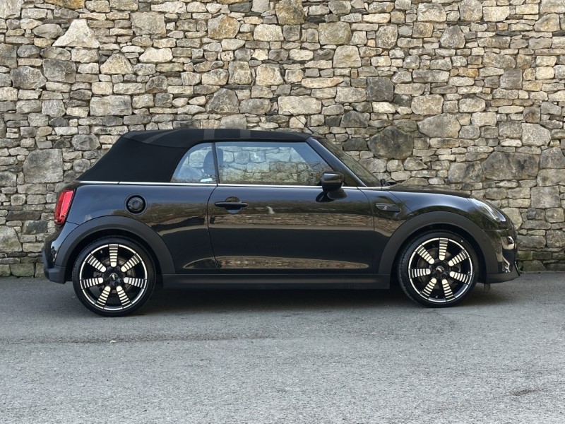 Used MINI Convertible 2023 for sale - 78179950: Photo 31