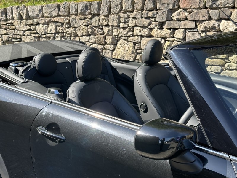 Used MINI Convertible 2023 for sale - 78179950: Photo 35