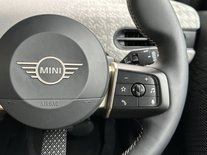 Used MINI Cooper 2024 for sale - 76980966: Photo 18