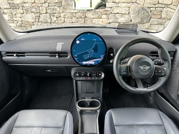 Used MINI Cooper 2024 for sale - 79007823: Photo