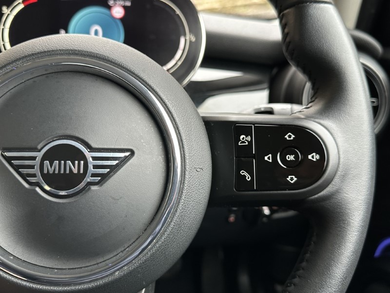 Used MINI Hatch 2023 for sale - 77918102: Photo 18