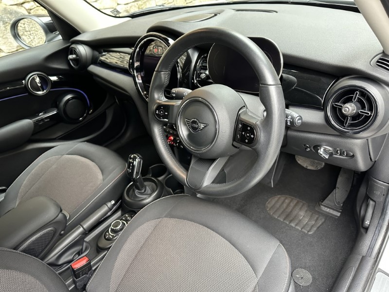 Used MINI Hatch 2023 for sale - 77918102: Photo 6