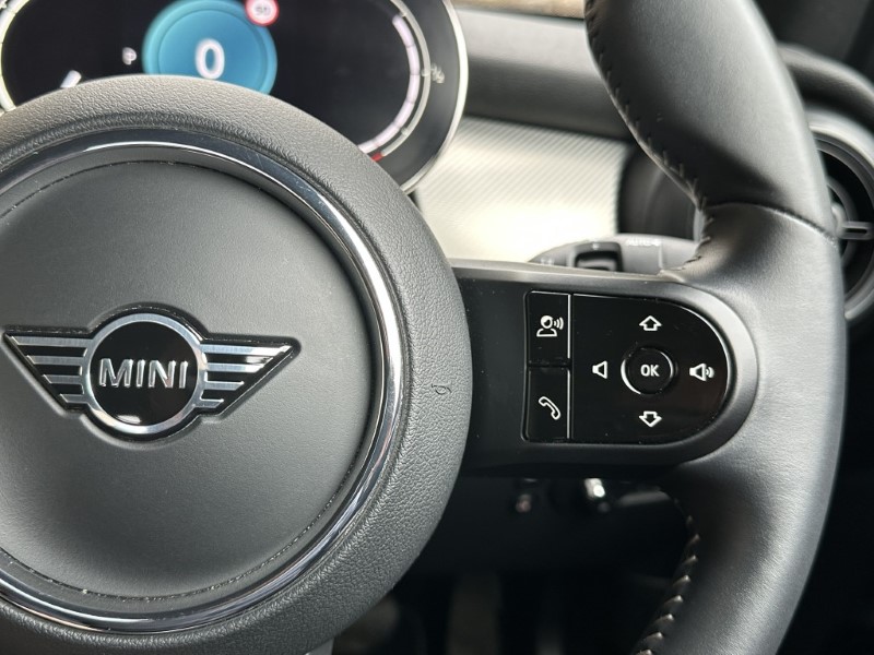 Used MINI Convertible 2023 for sale - 77903433: Photo 18