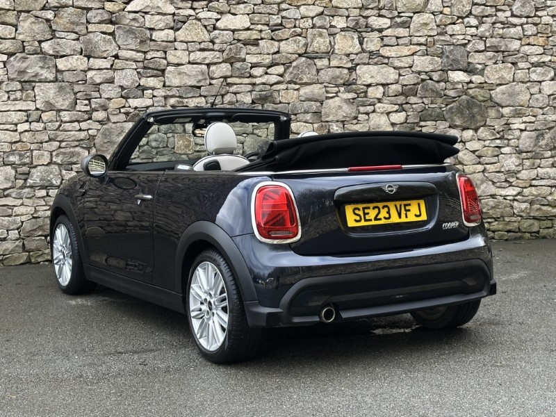 Used MINI Convertible 2023 for sale - 77903433: Photo 2