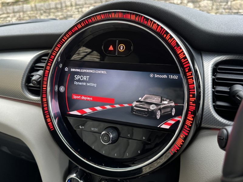 Used MINI Convertible 2023 for sale - 77903433: Photo 24