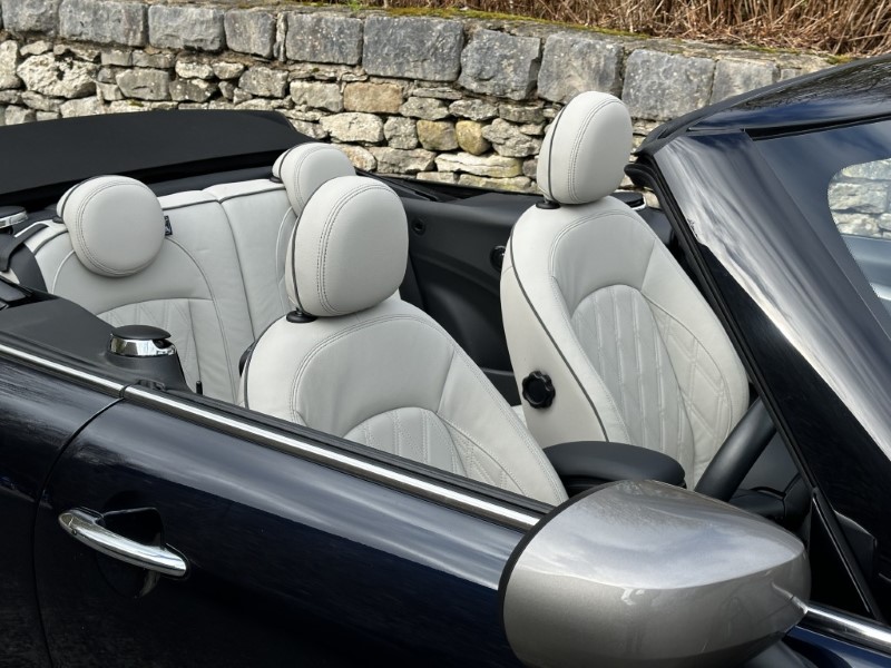 Used MINI Convertible 2023 for sale - 77903433: Photo 35