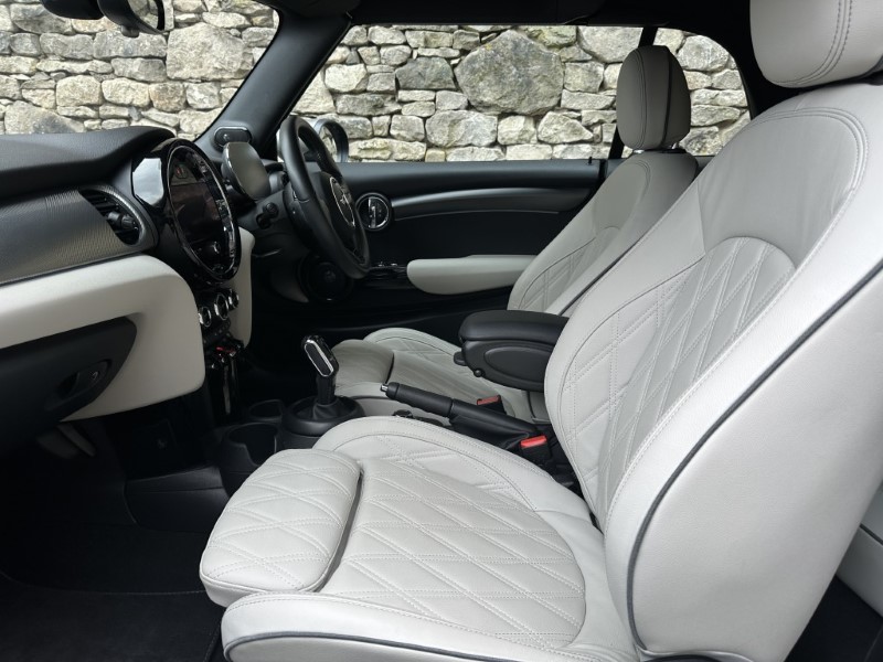 Used MINI Convertible 2023 for sale - 77903433: Photo 44