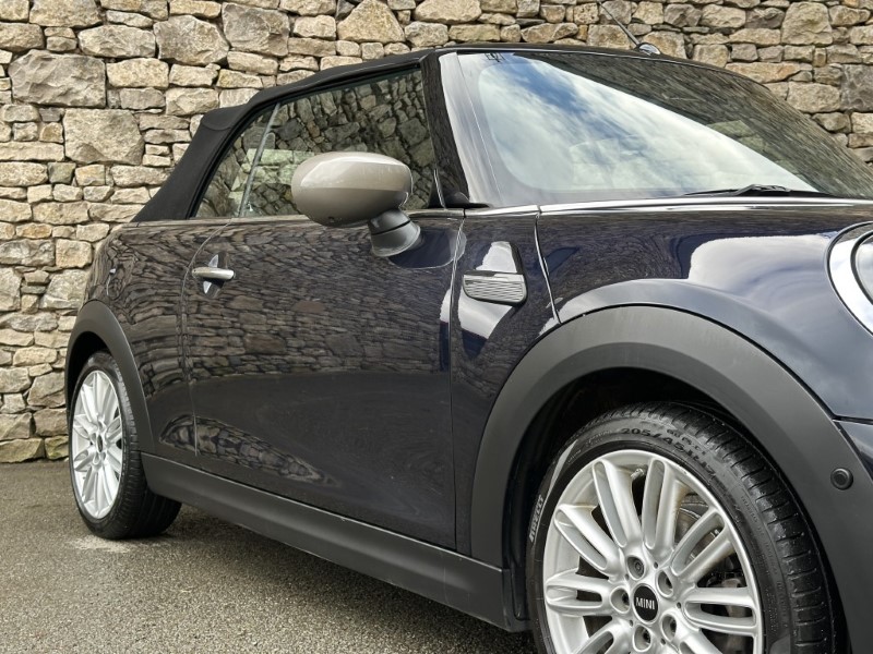 Used MINI Convertible 2023 for sale - 77903433: Photo 61