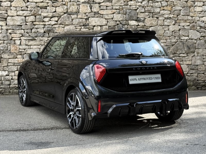 Used MINI Cooper 2025 for sale - 76981778: Photo 2