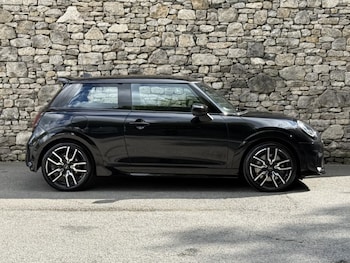 Used MINI Cooper 2025 for sale - 76981778: Photo