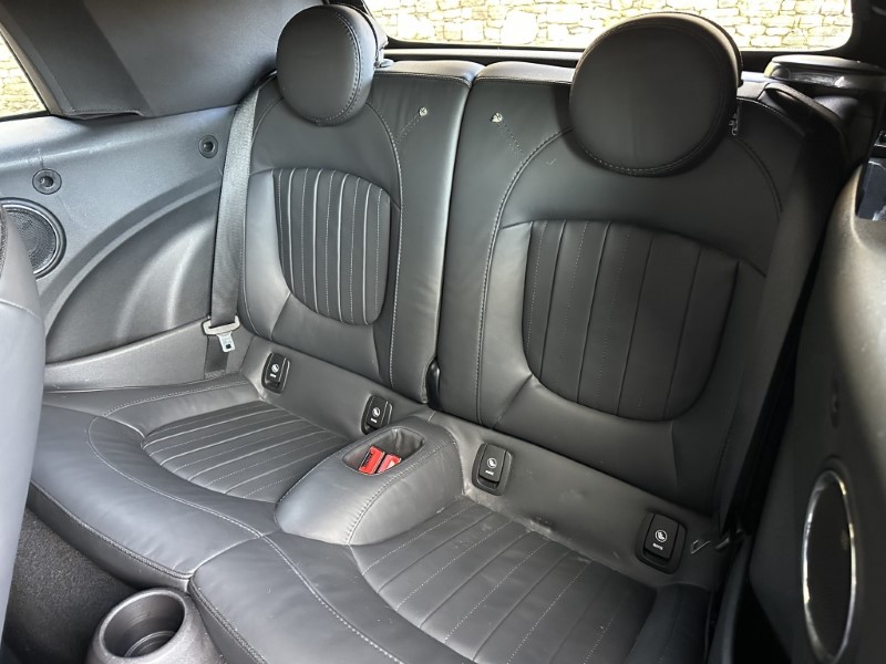 Used MINI Convertible 2019 for sale - 76981944: Photo 12