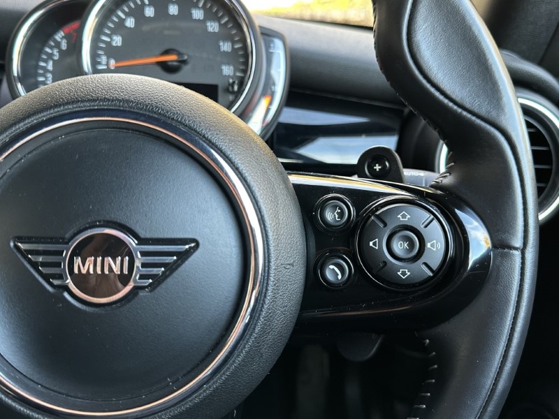 Used MINI Convertible 2019 for sale - 76981944: Photo 18