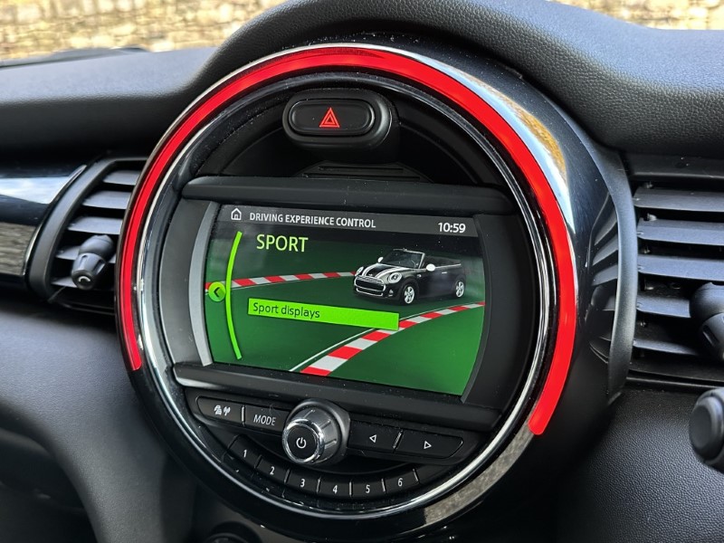 Used MINI Convertible 2019 for sale - 76981944: Photo 24