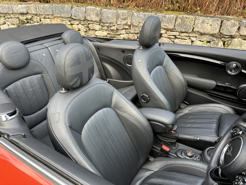 Used MINI Convertible 2019 for sale - 76981944: Photo 35