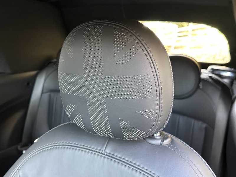 Used MINI Convertible 2019 for sale - 76981944: Photo 44