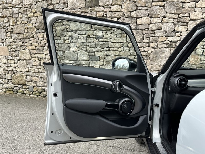 Used MINI Hatch 2022 for sale - 77431323: Photo 32