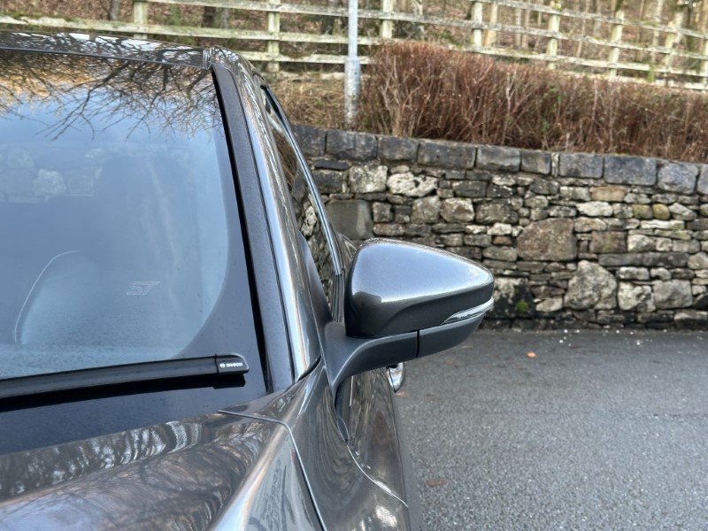 Used Ford Focus 2020 for sale - 77148034: Photo 38